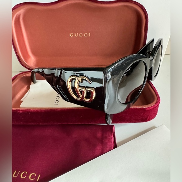 Gucci GG Sunglasses 53mm - Picture 3 of 10